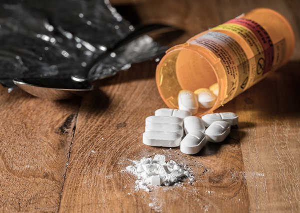 Researchers with UTHealth School of Public Health selected for NIH grant to identify opioid overdose patterns, predict opioid overdose epidemics