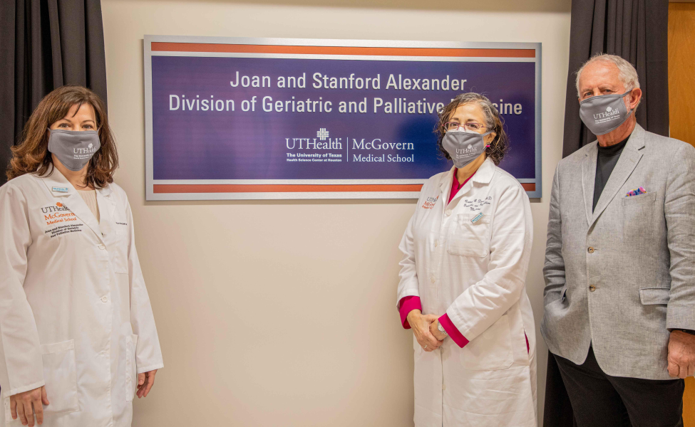 Photo of Holly Holmes, MD (left). Carmel Dyer, MD, (center) and Richard Andrassy, MD, (right). (Photo by Randy Gay) Photo of Holly Holmes, MD (left). Carmel Dyer, MD, (center) and Richard Andrassy, MD, (right). (Photo by Randy Gay)